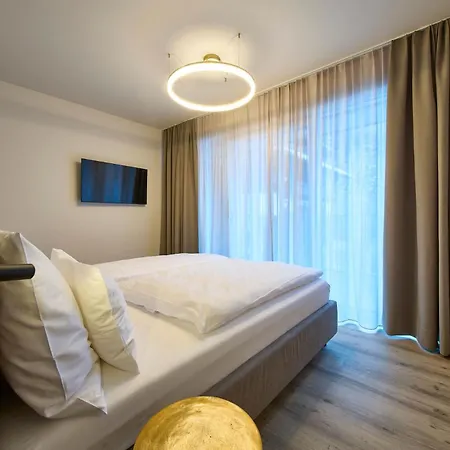 Lh New Opening Hotel 4*