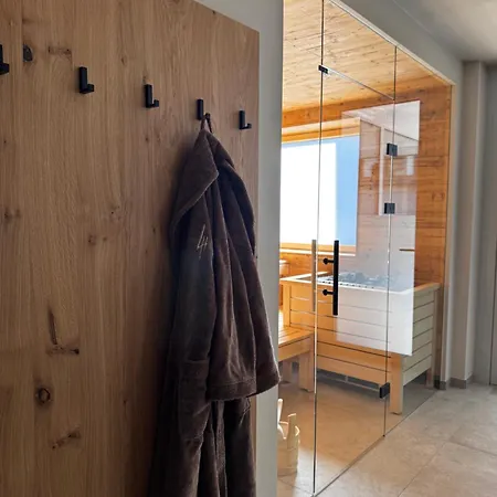Hotel Lh New Opening 4*