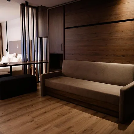 Lh Linzerhaus - Inklusive Jokercard Lägenhetshotell 4*